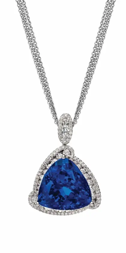 Pendant-diamonds-international--scaled